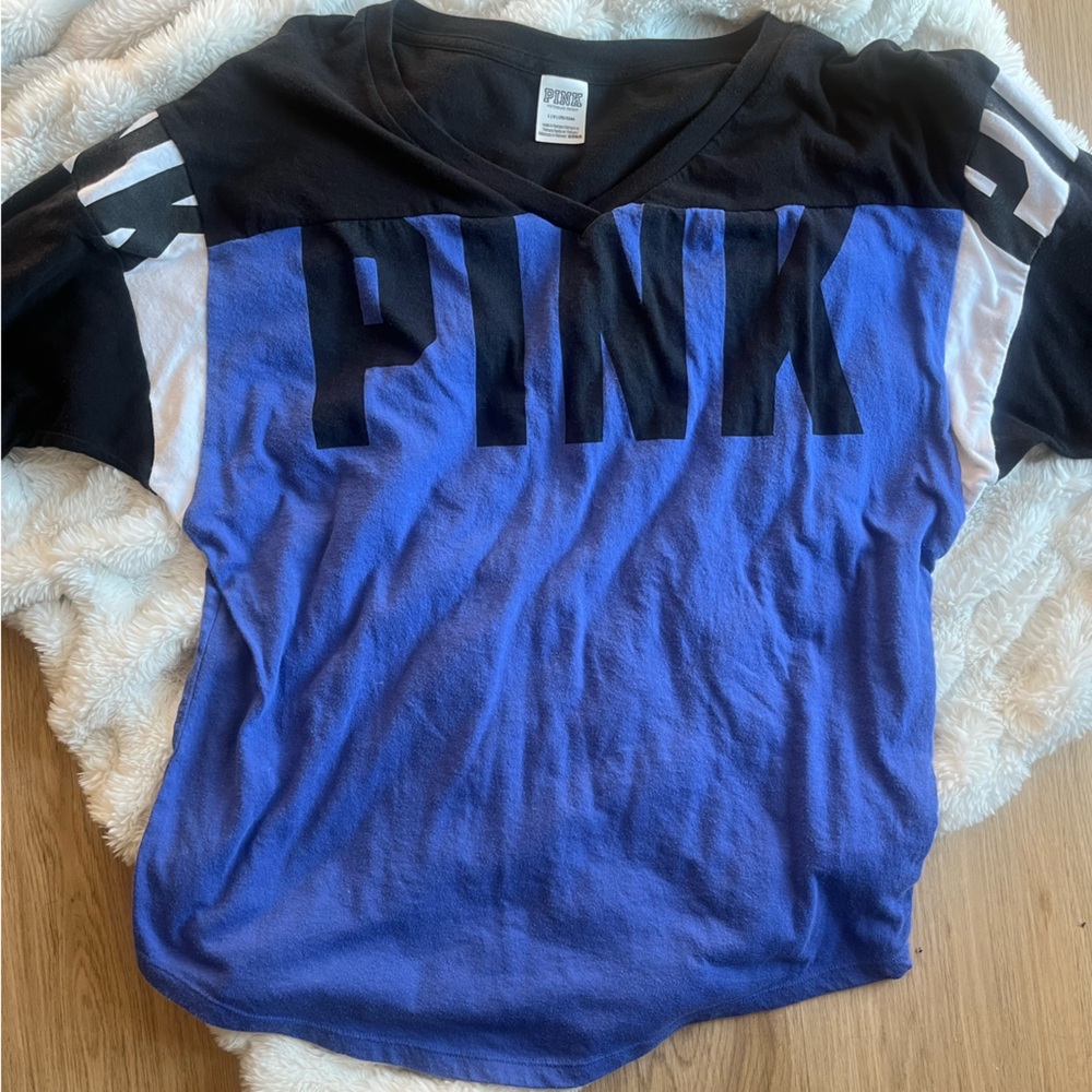 PINK Victoria's Secret Black and Blue Tee